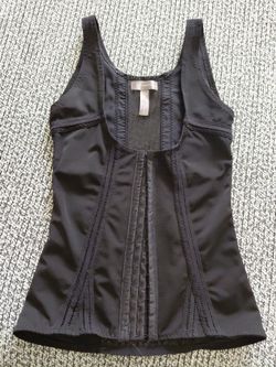 Faja con spacios de 3 niveles Marca daisy Fuentes ♥️