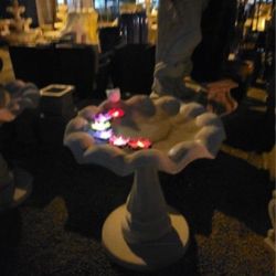 Concrete Stone Birdbath / Cement Backyard Garden Outdoor Birdbath or Planter Pot