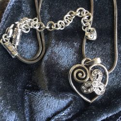 Heart Pendant necklace / Silver Jewelry 🎁🛍💖