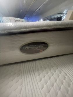 Queen Mattress, Queen Adjustable, queen platform Etc Package Deals