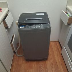 Compact Apt Washer 