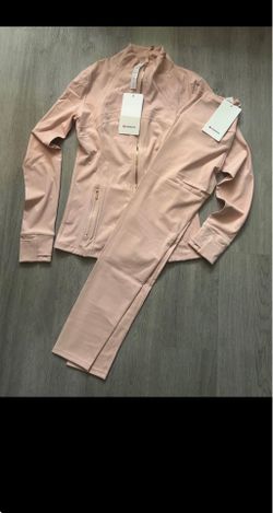 Lululemon Defined Jacket and Leggings...