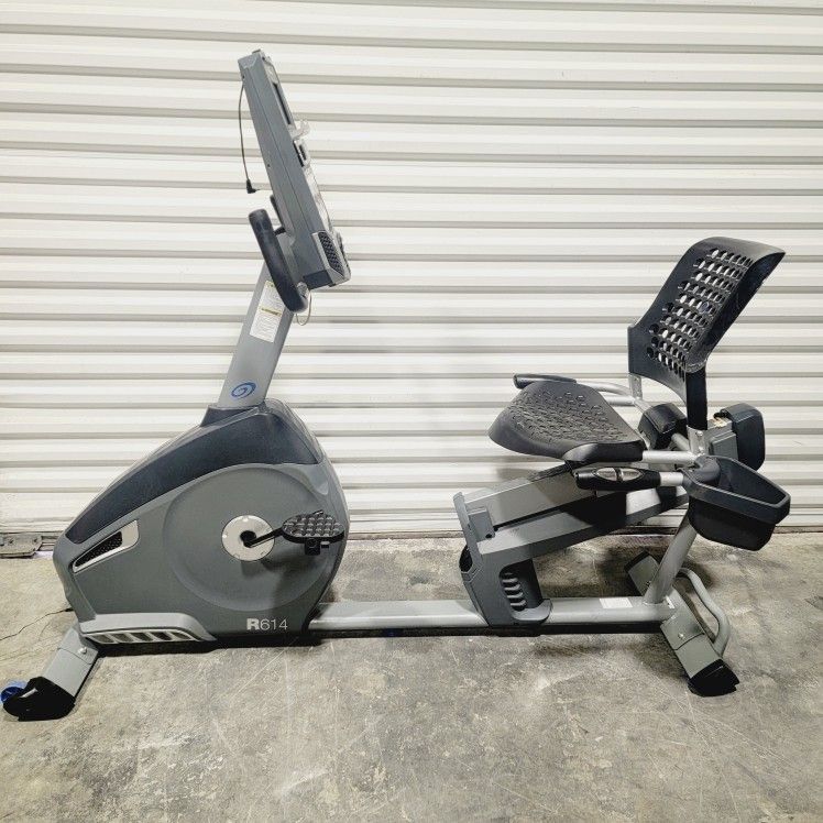 Nautilus R614 Recumbent Exercise Bike for Sale in Clearwater FL OfferUp