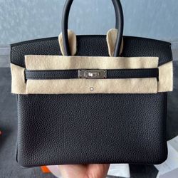 Fashionable Handbag