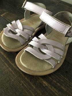 UMI sandals size 22