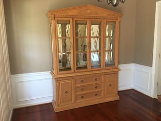 HUTCH TOP ONLY VERY NICE