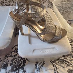 👠 Heels