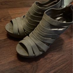 Brand New Heels/Shoes Size 8