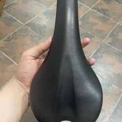 Saddle 