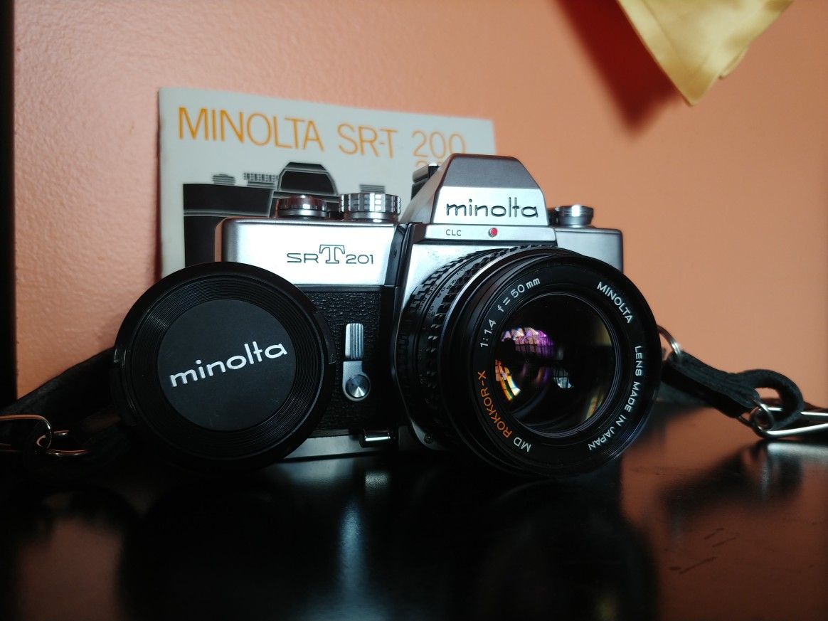 Minolta SRT201 Camera w/ 50mm Rokkor-X F1.4 Lens and Manuals
