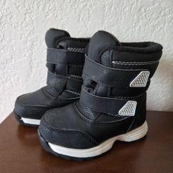 Toddler Size 7 Snow Boots