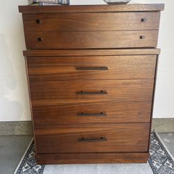 Bassett 4 drawer dresser deals
