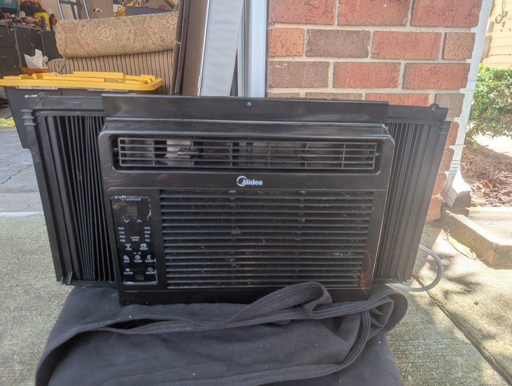 Window Air Conditioner