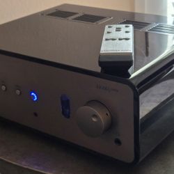 Peachtree Nova 220se Power Amplifier