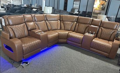 Olivia 🎉 brand new/ modern/luxury 🌼  Power Reclining Sectional