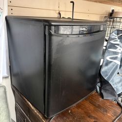 Small 2.5 Ft Fridge By Danby