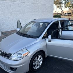 2012 Nissan Versa Automatic