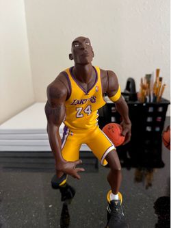 Kobe Bryant Upper Deck Vinyl Figure