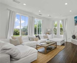 6 Piece Restoration Hardware Cloud Sectional