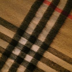 Burberry Scarf – Chestnut |