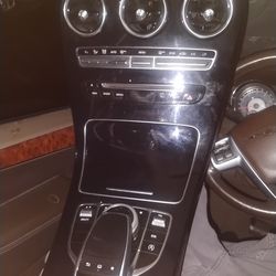 2015-2020 Mercedes Benz c300 center console