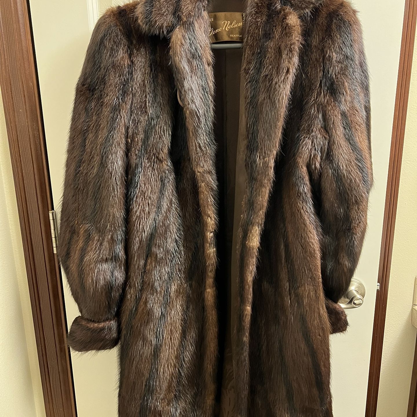 Furs by Gene Nelson, Seattle, Women's below knee length Mink Fur Coat in Brown. It is gorgeous!