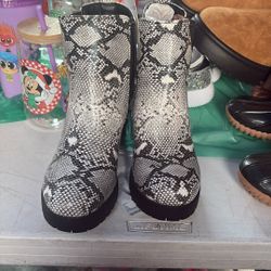 Boots Size 