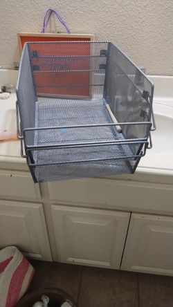 Organizes & Storage