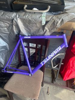 Fixie frame (CHECK DESCRIPTION)