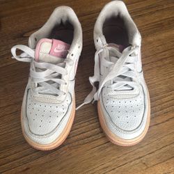 Girls Nike Sneakers 