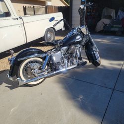 1973 Harley Davidson FLH