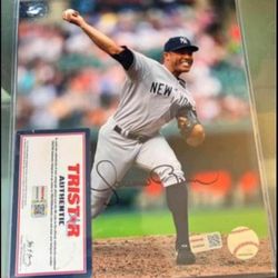 New York Yankees M.Rivera Signed 8x10 Photo 