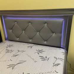 Cama  Nueva Queen Size Con Luz Led 