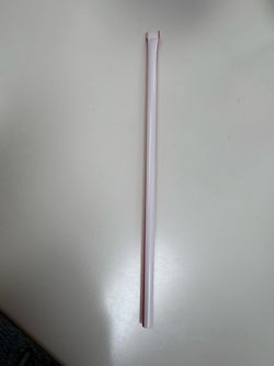Defected in n out straw