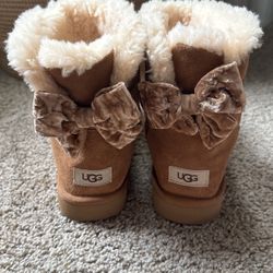 UGG MINI BAILEY BOW CRUSHED VELVET CHESTNUT BOOTS SZ 10