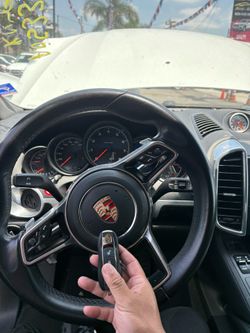 🔑 Porsche Key