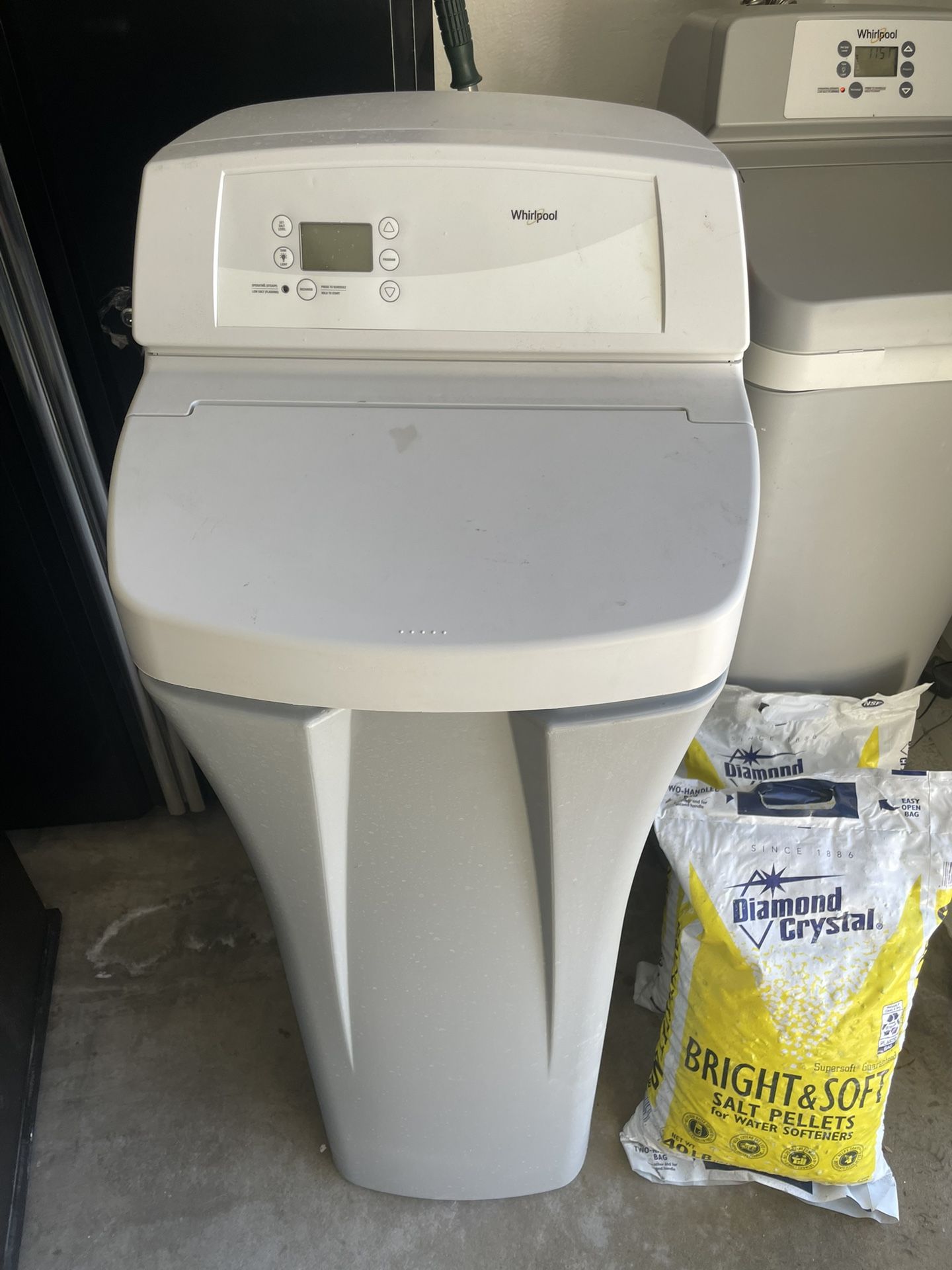 Whirlpool Water Softener WHES40