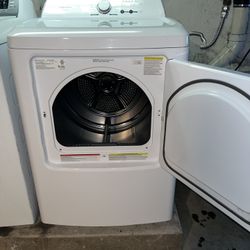 Insignia Gas Dryer