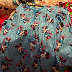 Gown Size 2 X