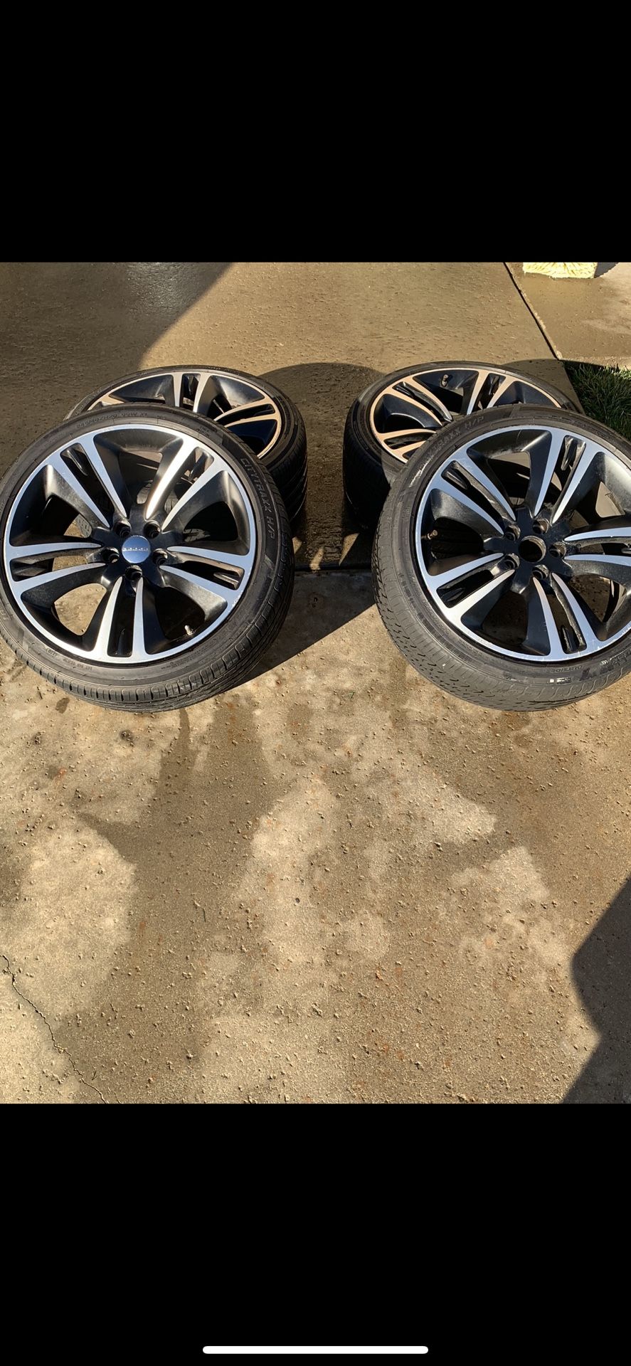 22in Srt Rims With Tires