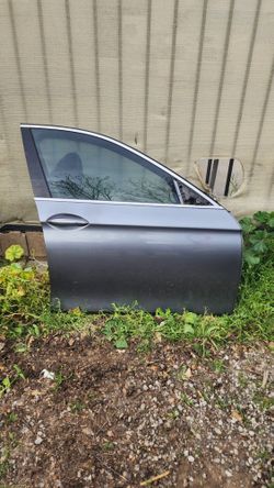 2011-2016 BMW F10 528i 535i 550i Xi FRONT PASSENGER RIGHT SIDE DOOR