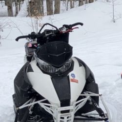 2014 cat 800 snowmobile
