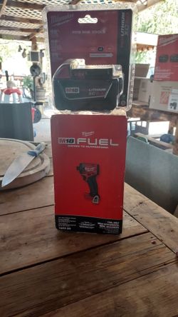 Milwaukee
 
M18 FUEL 18V Lithium-lon
Brushless Cordless 1/4 in. Hex
Impact Driver (Tool-Onlv)