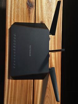 NetGear Nighthawk AC1900 Smart WiFi Router