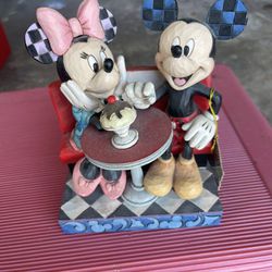 Enesco Disney Traditions by Jim Shore Mickey and Minnie Mouse Soda Shop Figurine