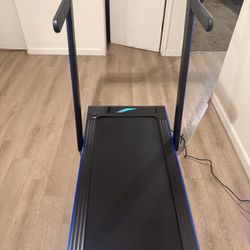 211 Foldable Treadmill