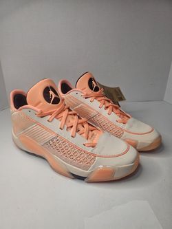 Size 9.5 - Low Crimson Tint
