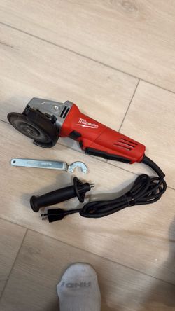 Milwaukee 4 1/2 inch grinder