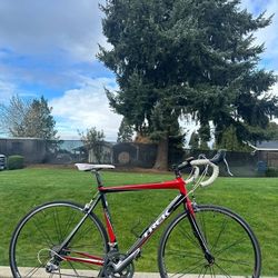 Trek 2.3 Road Bike – 56 cm frame - Lightweight Bicycle