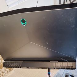 Gaming Laptop Alienware 17r4